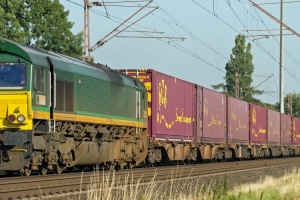 489 - ECS container train